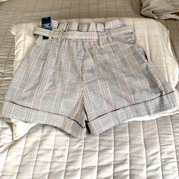Abercrombie Suit plaid high waisted Shorts - Picture 3 of 3